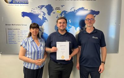 Management Apprentice Achieves Highest Grade Despite Setbacks